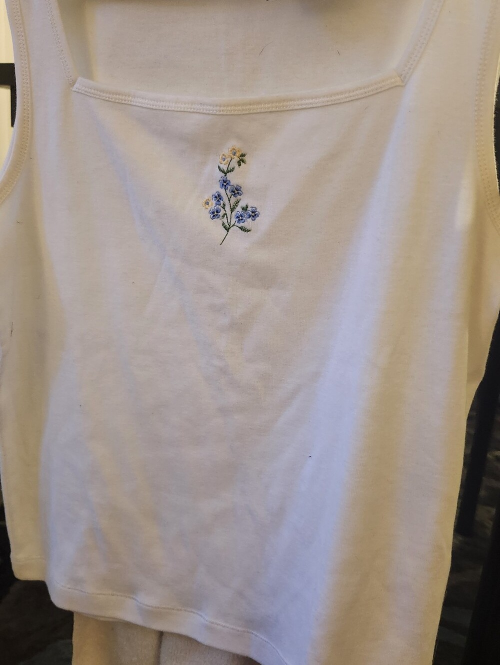 Liz Claiborne White Tank Top with Blue and Yellow Floral Embroidery